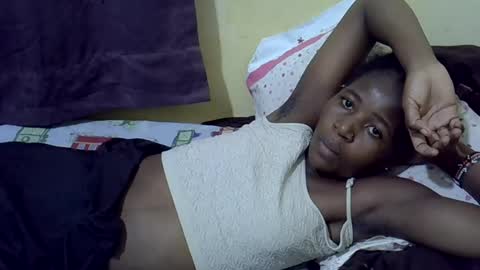 Snapshot of sweet_tattiana chatting on June 25, 9:52 pm Tatty online show from June 25, 9:52 pm