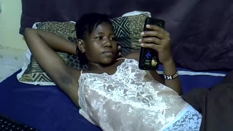 Snapshot of sweet_tattiana chatting on July 15, 9:31 pm Tatty online show from July 15, 9:31 pm