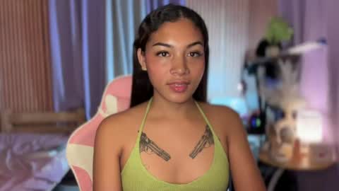 Snapshot of sweet_trishaxx chatting on July 6, 8:55 pm Trisha online show from July 6, 8:55 pm