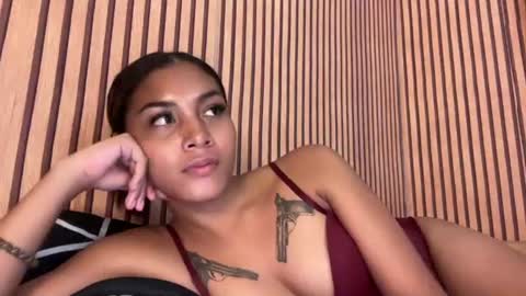 Snapshot of sweet_trishaxx chatting on July 14, 5:12 am Trisha online show from July 14, 5:12 am