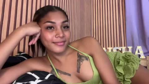 Snapshot of sweet_trishaxx chatting on July 15, 5:02 am Trisha online show from July 15, 5:02 am