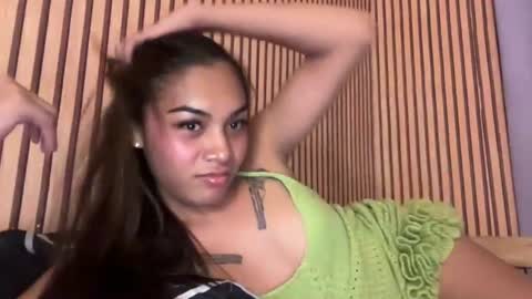 Snapshot of sweet_trishaxx chatting on July 20, 3:25 pm Trisha online show from July 20, 3:25 pm