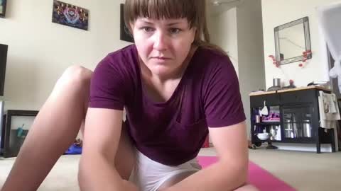 Snapshot of sweet_truffle chatting on June 6, 12:21 pm Heidi Brenner - Please check bio for schedule FAQ online show from June 6, 12:21 pm