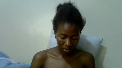 Snapshot of sweet_vee1 chatting on July 14, 1:08 am Princess vee online show from July 14, 1:08 am