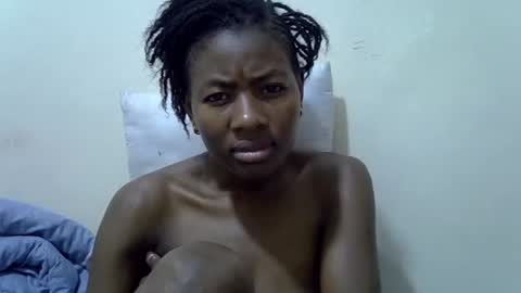 Snapshot of sweet_vee1 chatting on July 19, 7:34 am Princess vee online show from July 19, 7:34 am