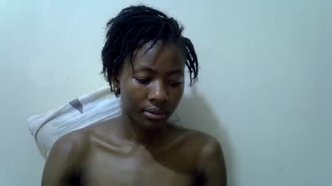 Snapshot of sweet_vee1 chatting on July 20, 2:52 pm Princess vee online show from July 20, 2:52 pm