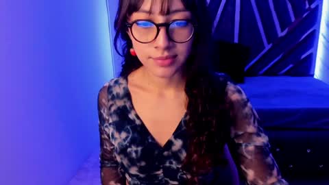 sweet_venus4 online show from January 3, 4:27 pm
