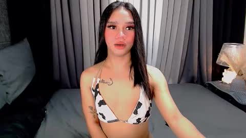 bea takashi  online show from October 6, 8:45 am