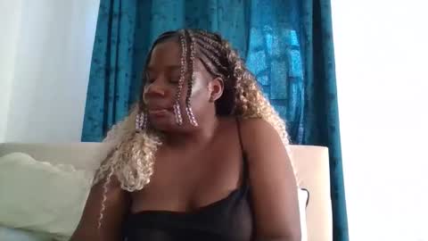 Snapshot of sweetafricangal chatting on May 28, 9:28 am NASHA online show from May 28, 9:28 am