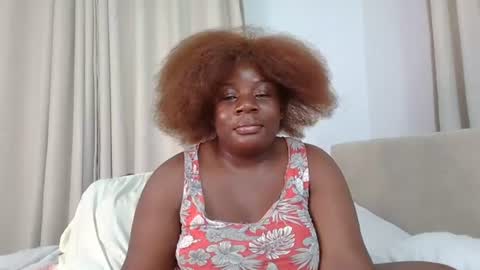 Snapshot of sweetafricangal chatting on June 13, 12:52 am NASHA online show from June 13, 12:52 am