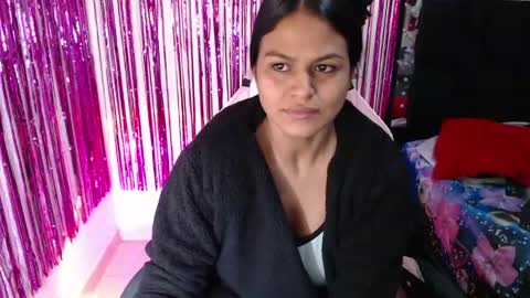 Snapshot of sweetalmaa chatting on June 2, 9:55 am Alma online show from June 2, 9:55 am