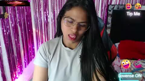 Snapshot of sweetalmaa chatting on July 4, 10:54 am Alma online show from July 4, 10:54 am