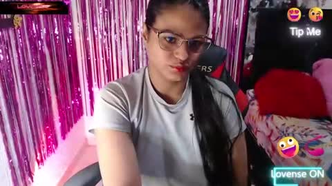 Snapshot of sweetalmaa chatting on July 30, 12:15 pm Alma online show from July 30, 12:15 pm