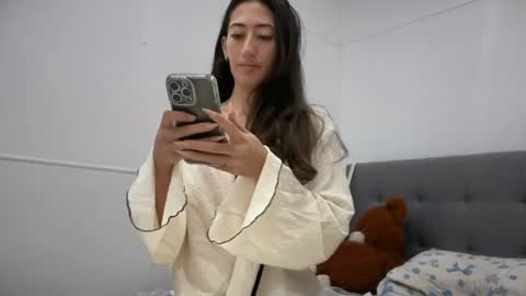 Snapshot of sweetameliabriar chatting on July 7, 11:20 pm Amelia online show from July 7, 11:20 pm