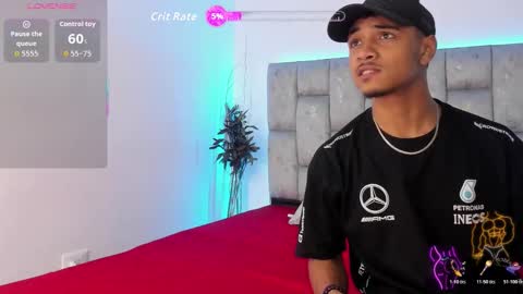 Snapshot of sweetandsinful51 chatting on December 14, 4:51 am sweetandsinful51 online show from December 14, 4:51 am