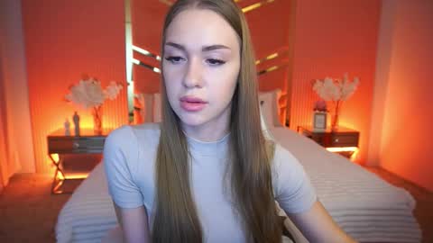 Snapshot of sweetangellic chatting on October 14, 2:29 pm SweetAngellic online show from October 14, 2:29 pm
