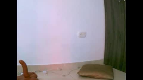 sweetapril_1991 online show from October 13, 7:47 pm
