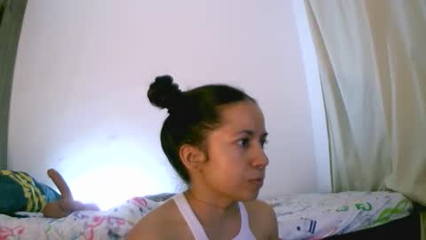 sweetapril_1991 online show from October 23, 10:30 pm