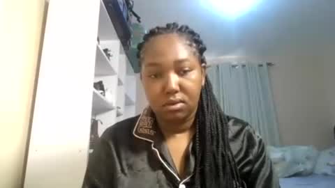 Snapshot of sweetaura001 chatting on June 21, 7:55 am sweetaura001 online show from June 21, 7:55 am