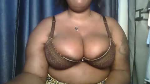 sweetbaby46 online show from December 10, 5:39 am