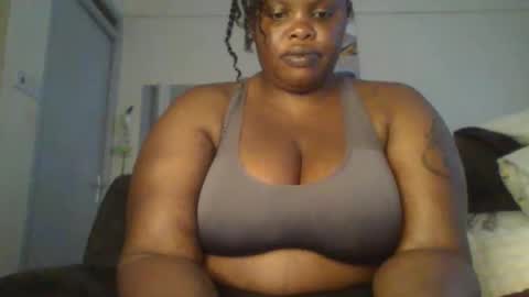 sweetbaby46 online show from October 24, 11:28 am