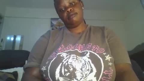 Snapshot of sweetbaby46 chatting on January 6, 5:44 am sweetbaby46 online show from January 6, 5:44 am