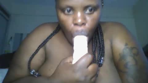 Snapshot of sweetbaby46 chatting on February 5, 2:11 pm sweetbaby46 online show from February 5, 2:11 pm