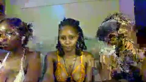 Snapshot of sweetbaby_30 chatting on June 3, 3:17 pm Sweetbaby 30 online show from June 3, 3:17 pm