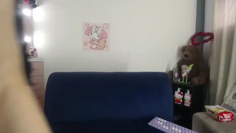 Emyi online show from February 28, 8:21 pm