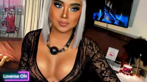 bella online show from November 16, 7:03 am