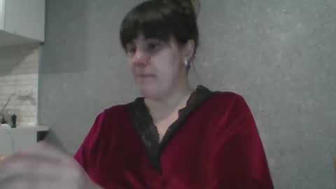 Snapshot of sweetbesty5322 chatting on February 2, 7:23 pm sweetbesty5322 online show from February 2, 7:23 pm