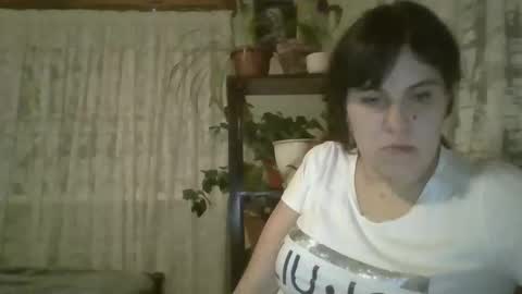 Snapshot of sweetbesty5322 chatting on February 5, 7:07 pm sweetbesty5322 online show from February 5, 7:07 pm