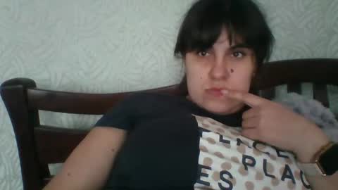 Snapshot of sweetbesty5322 chatting on February 11, 2:55 pm sweetbesty5322 online show from February 11, 2:55 pm