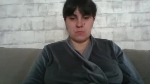 Snapshot of sweetbesty5322 chatting on March 1, 11:34 am sweetbesty5322 online show from March 1, 11:34 am