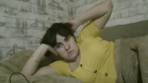 Snapshot of sweetbesty5322 chatting on March 2, 6:15 pm sweetbesty5322 online show from March 2, 6:15 pm