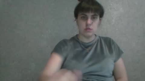 Snapshot of sweetbesty5322 chatting on March 12, 4:02 pm sweetbesty5322 online show from March 12, 4:02 pm