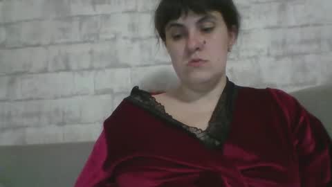 Snapshot of sweetbesty5322 chatting on March 19, 7:40 pm sweetbesty5322 online show from March 19, 7:40 pm