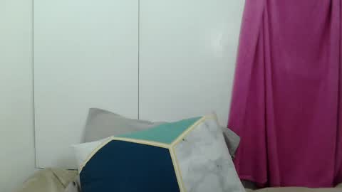 Snapshot of sweetbianca25 chatting on July 2, 10:32 am sweetbianca25 online show from July 2, 10:32 am