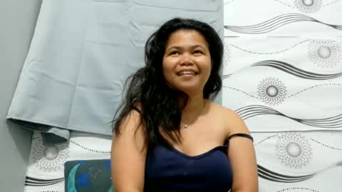 Snapshot of sweetbigtits_maria chatting on June 27, 5:40 pm sweetbigtits_maria online show from June 27, 5:40 pm