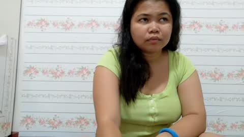 Snapshot of sweetbigtits_maria chatting on July 22, 5:21 am sweetbigtits_maria online show from July 22, 5:21 am