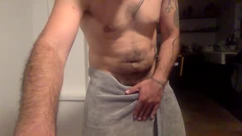 Snapshot of sweetbirdxboy chatting on April 27, 5:38 am SweetbirdXboy online show from April 27, 5:38 am