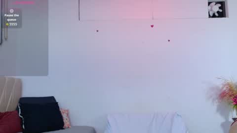 Snapshot of sweetbutspicy_ chatting on June 27, 12:10 pm sweetbutspicy online show from June 27, 12:10 pm