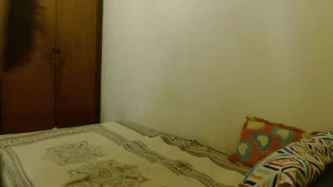 Snapshot of sweetcalm_ chatting on June 12, 9:03 pm sweetcalm_ online show from June 12, 9:03 pm