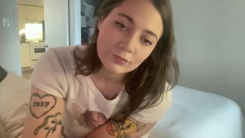 Snapshot of sweetcandyangel chatting on February 2, 8:30 pm sweetcandy online show from February 2, 8:30 pm