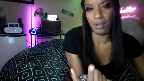 Jillian online show from December 22, 12:07 am