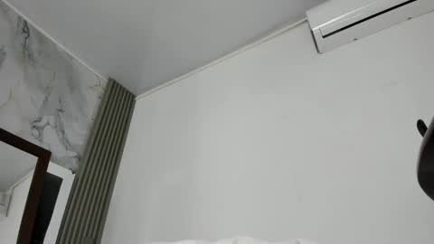 Snapshot of sweetcata_ts chatting on May 7, 8:52 am sweetcata_ts online show from May 7, 8:52 am