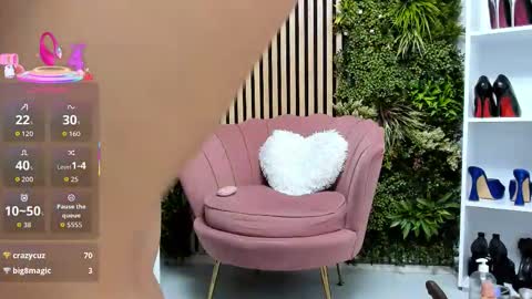 Cherry online show from November 14, 7:01 pm