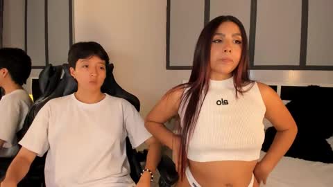 Eva Short hair girl  - Victoria Long red hair online show from September 24, 3:10 am