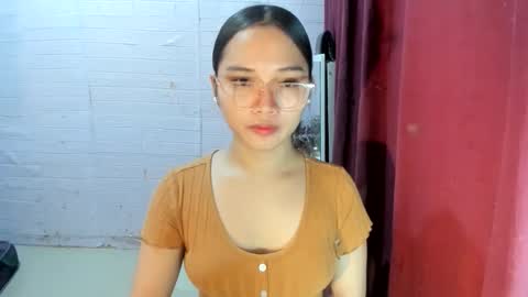 Snapshot of sweetcummer27 chatting on November 27, 11:29 pm SOPHIA online show from November 27, 11:29 pm