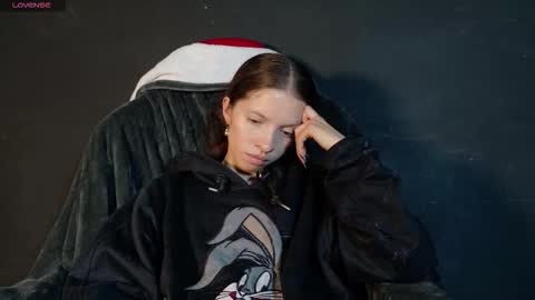 sweetdam12 online show from October 11, 8:18 pm